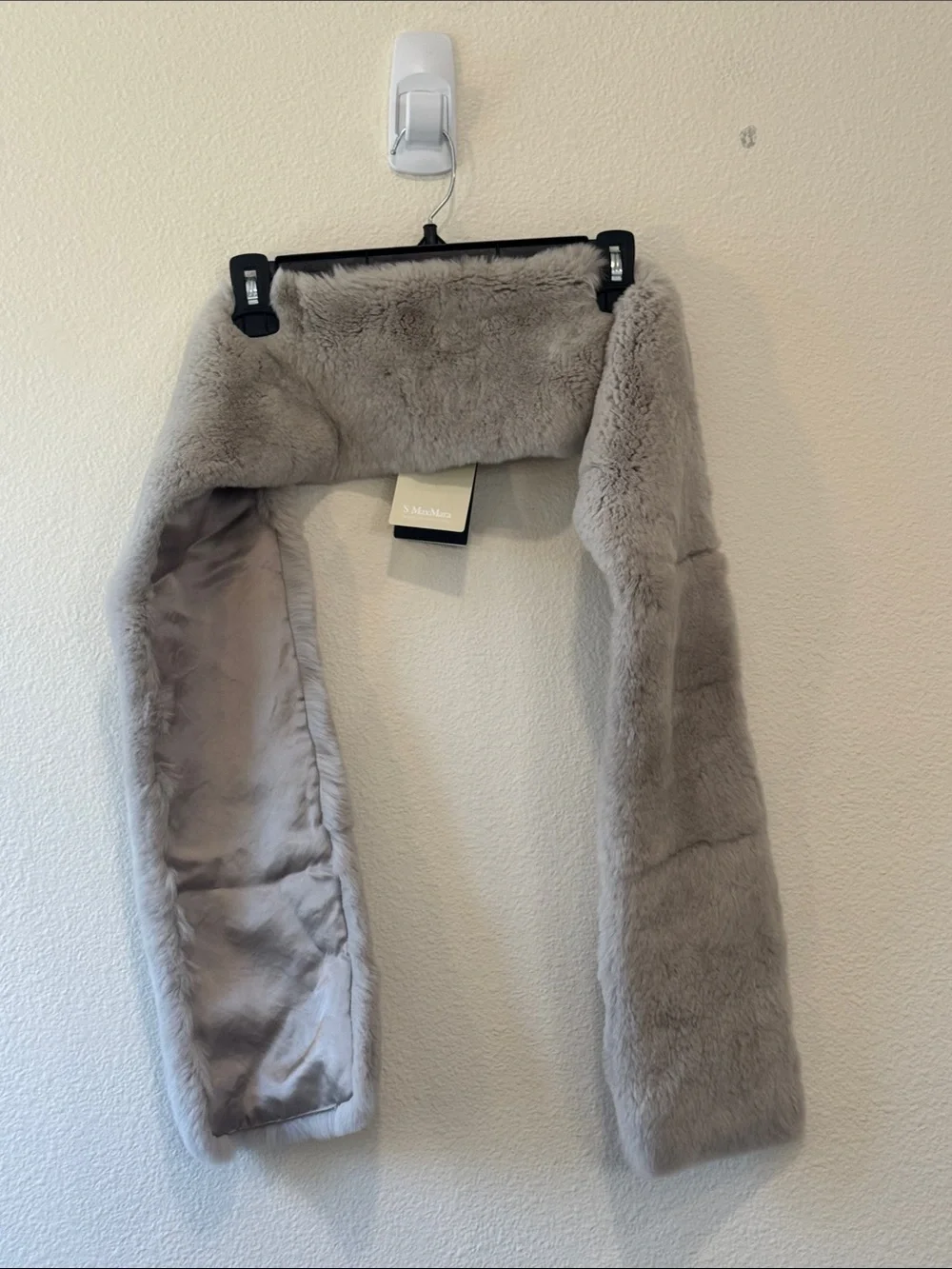 MaxMara Light Gray Real Rabbit Fur Wrap Scarf